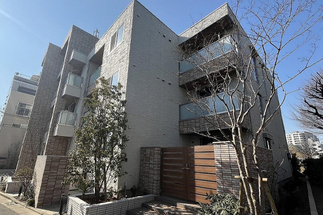 シャーメゾンステージ八幡山